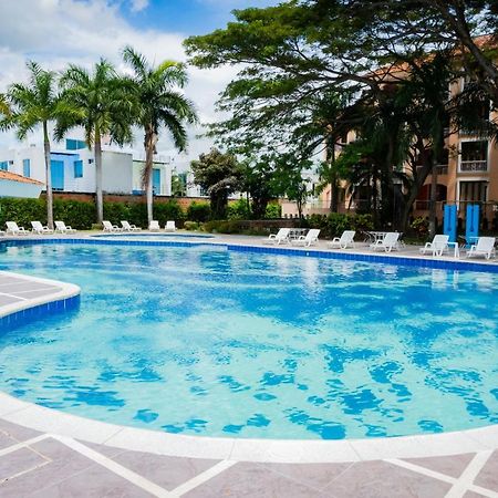 Hotel Penon Suites Girardot Zewnętrze zdjęcie