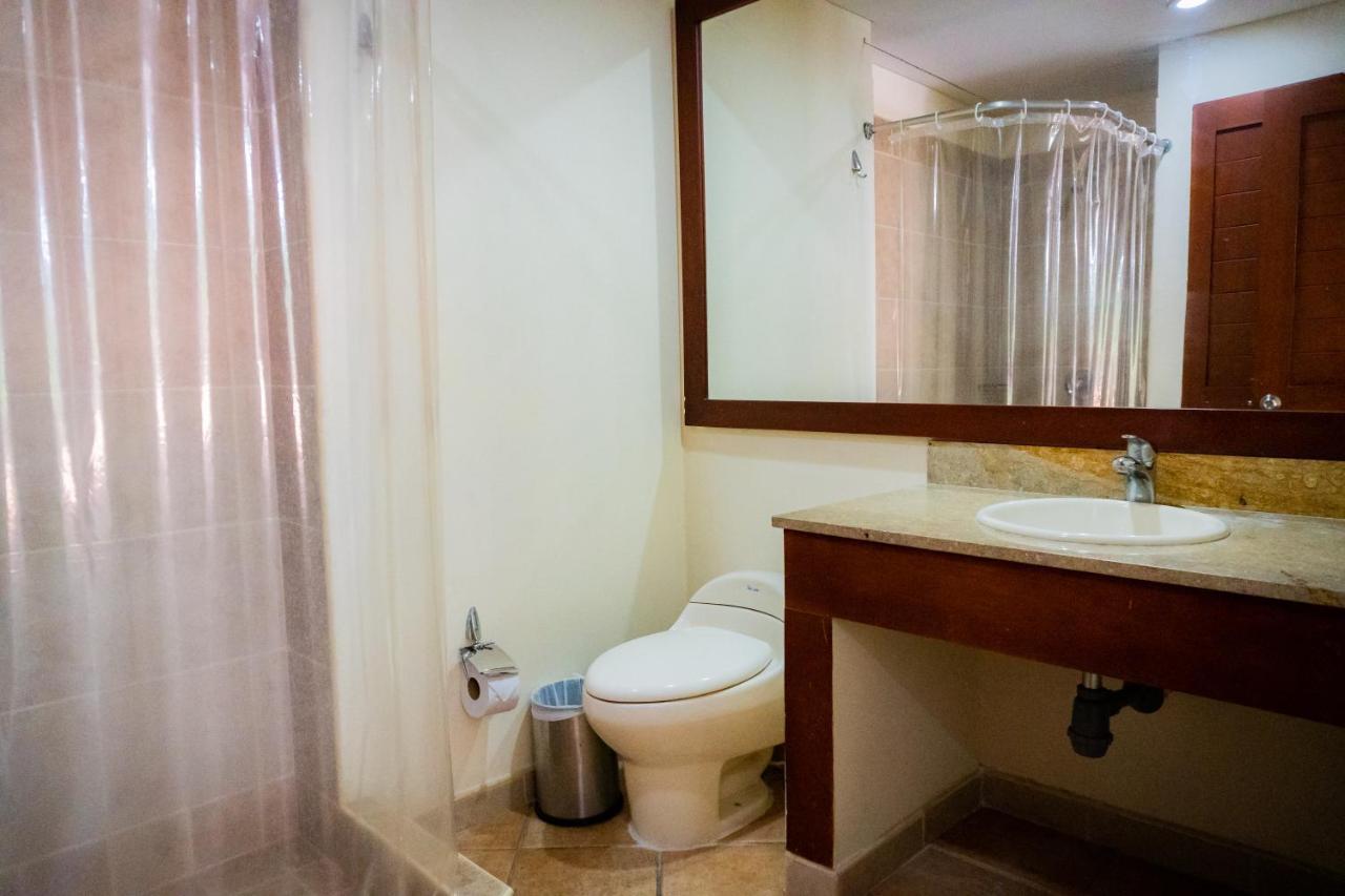 Hotel Penon Suites Girardot Zewnętrze zdjęcie
