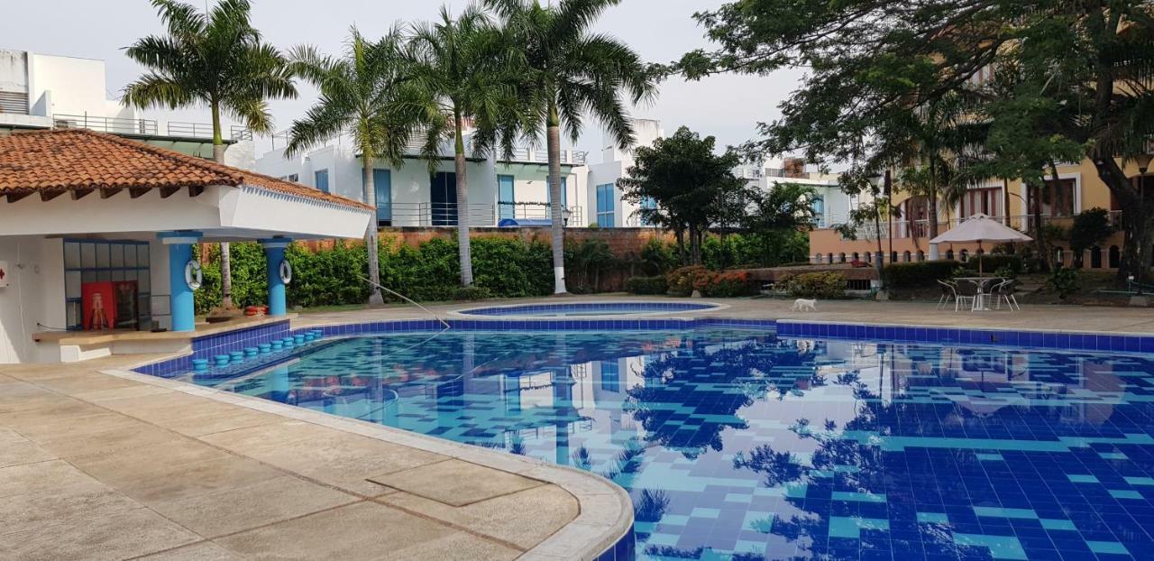 Hotel Penon Suites Girardot Zewnętrze zdjęcie