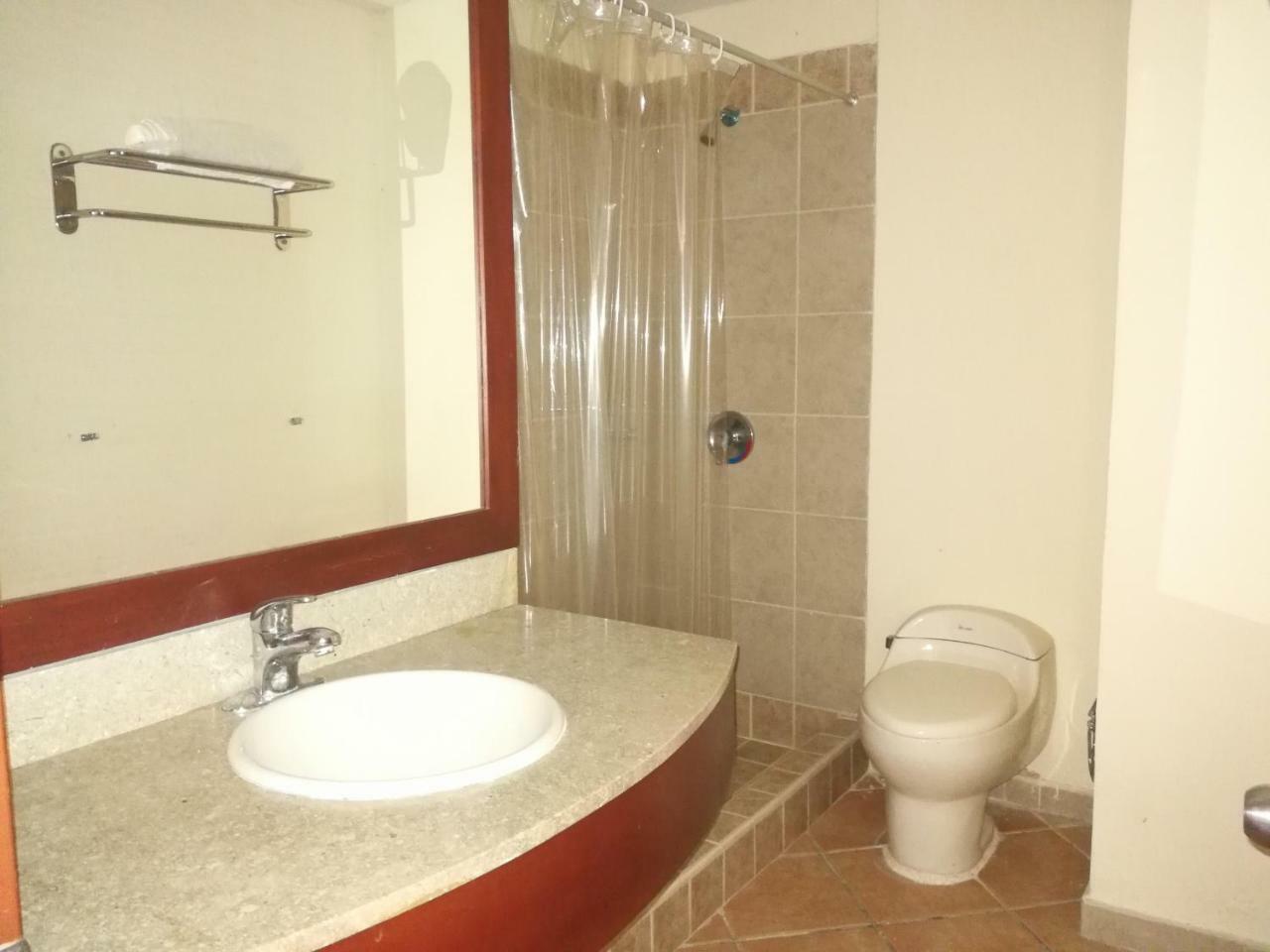 Hotel Penon Suites Girardot Zewnętrze zdjęcie